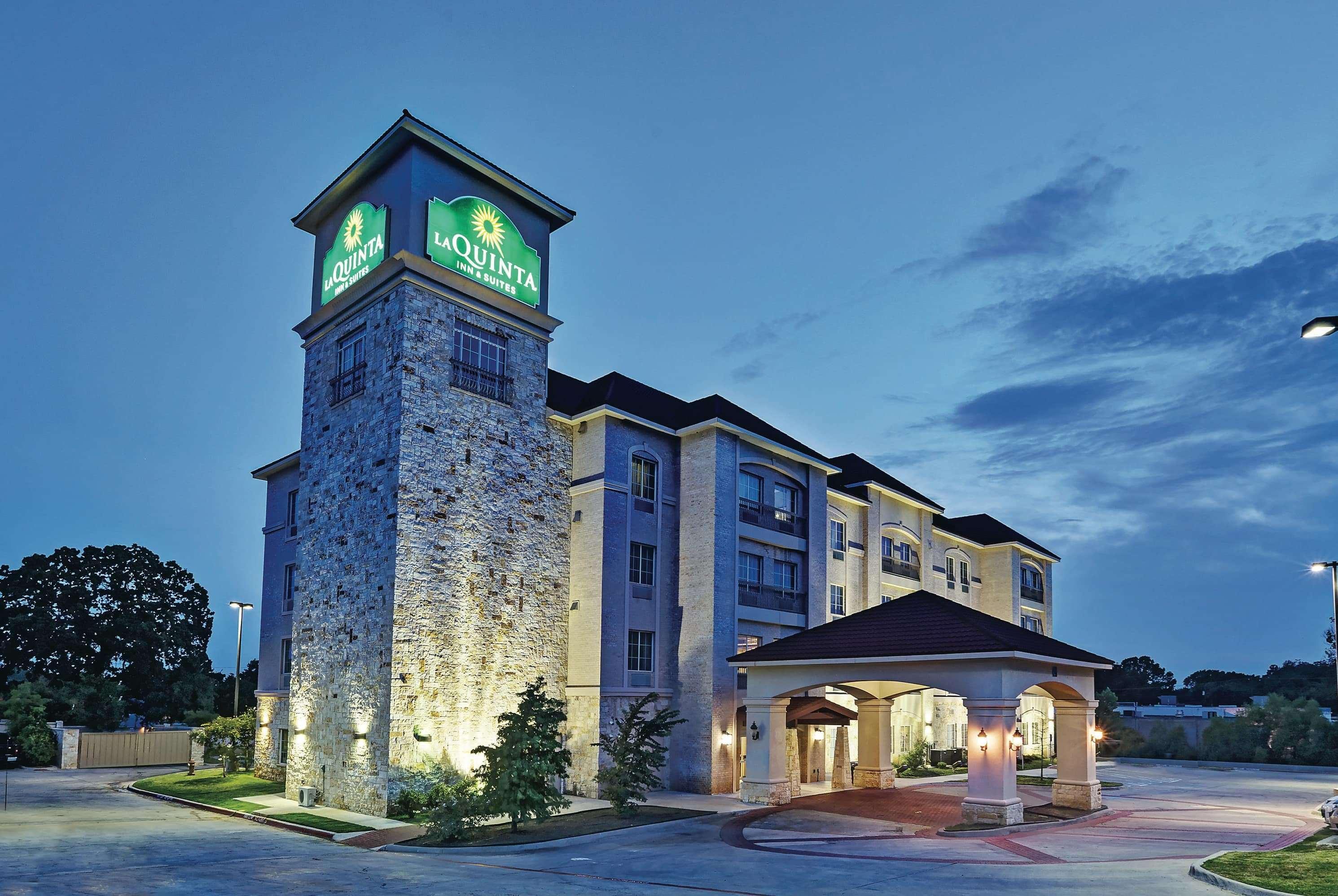 La Quinta By Wyndham Dfw Airport West - Euless Hotel Buitenkant foto