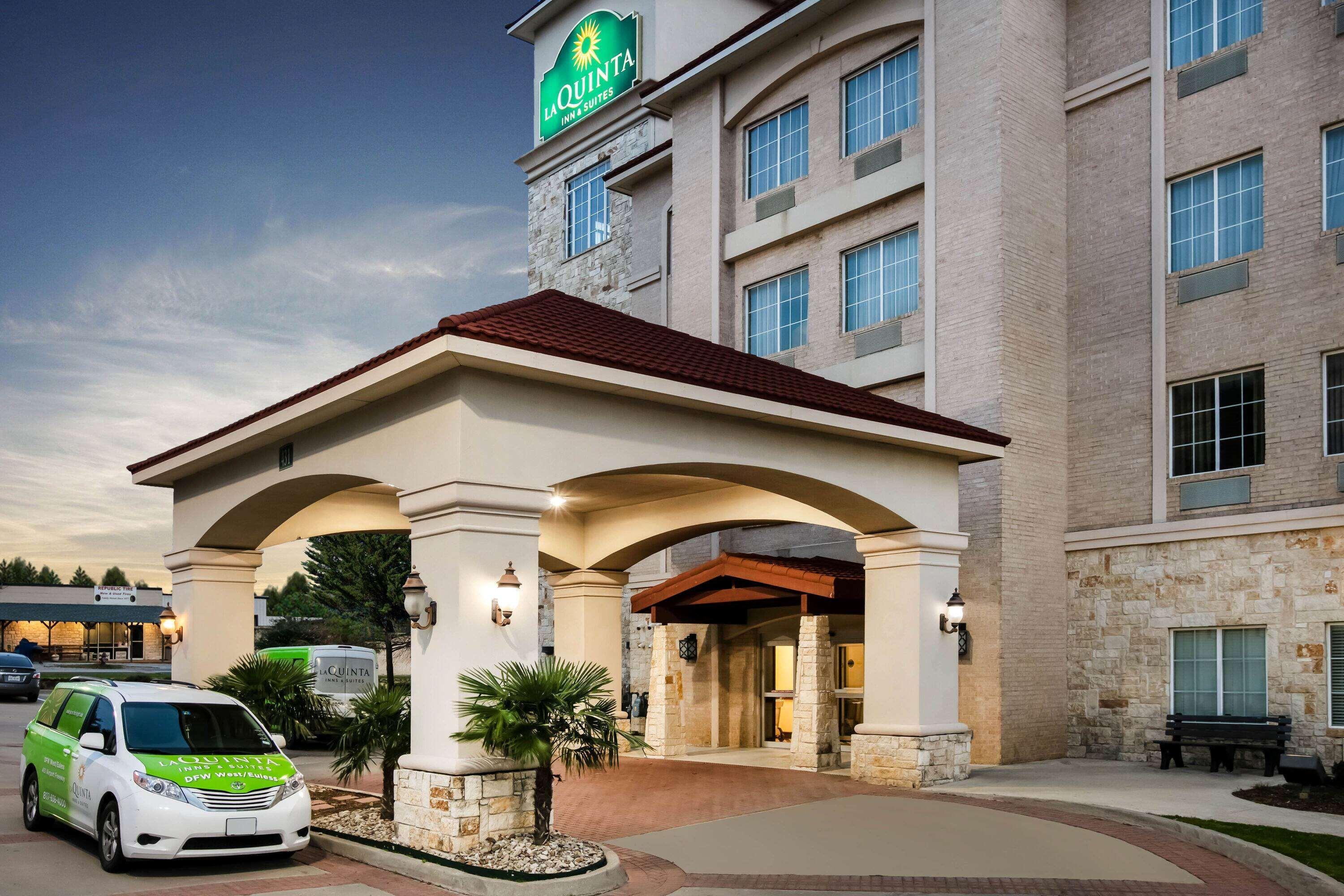 La Quinta By Wyndham Dfw Airport West - Euless Hotel Buitenkant foto